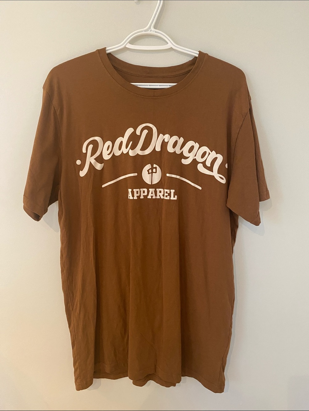 Men’s Red Dragon Short Sleeve Tee Size Large